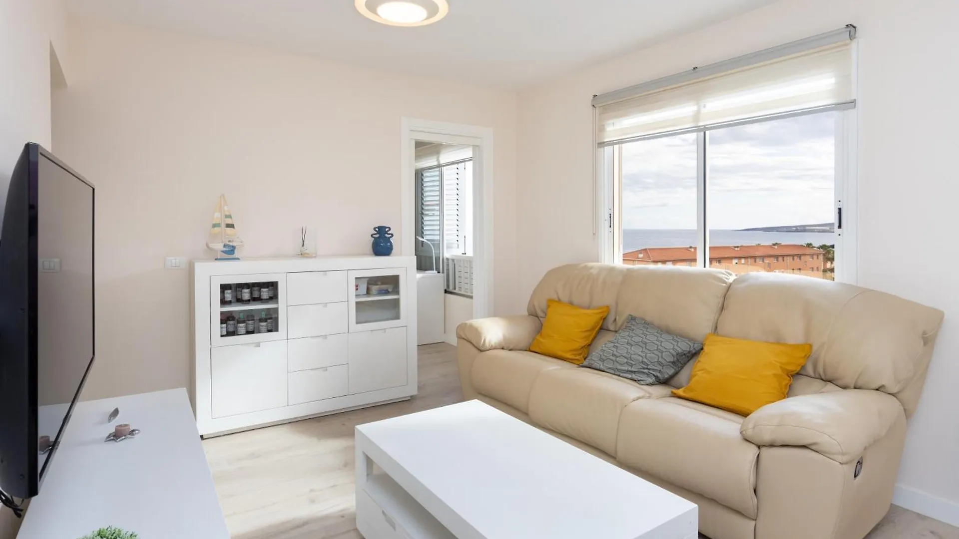 Home2Book Sunny Escape, Pool & Beach In Caletillas Santa Cruz de Tenerife Apartment